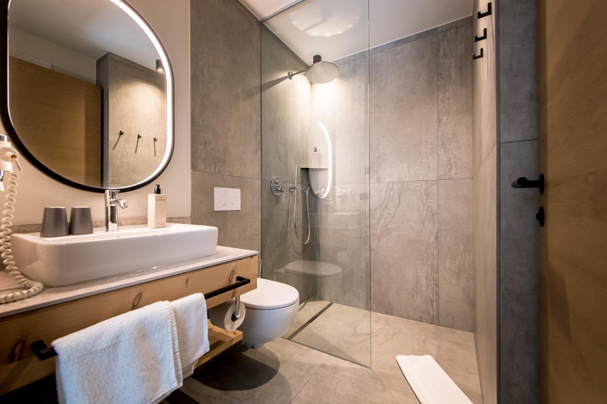 קיינס Hotel Sonnenheim מראה חיצוני תמונה